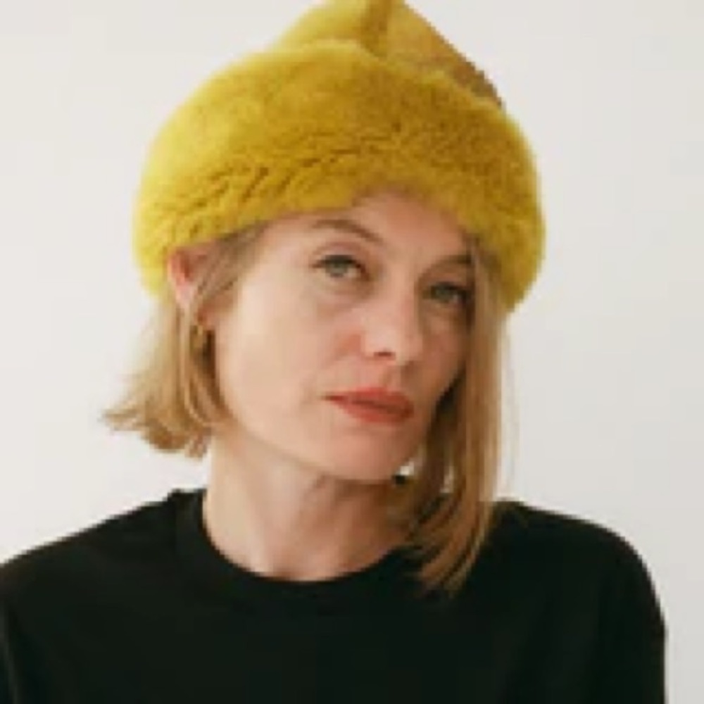 Pixie Hat by Milena Silvano